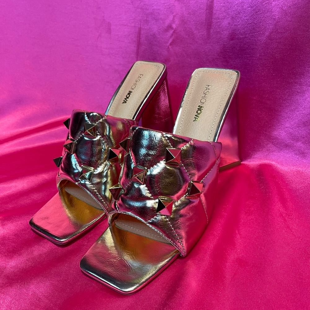 GOLD EMBELLISHED FASHION NOVA MULES